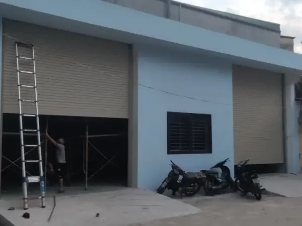 Cửa tự trôi